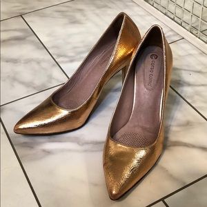 Rose Gold Corso Como pointed toe heels.